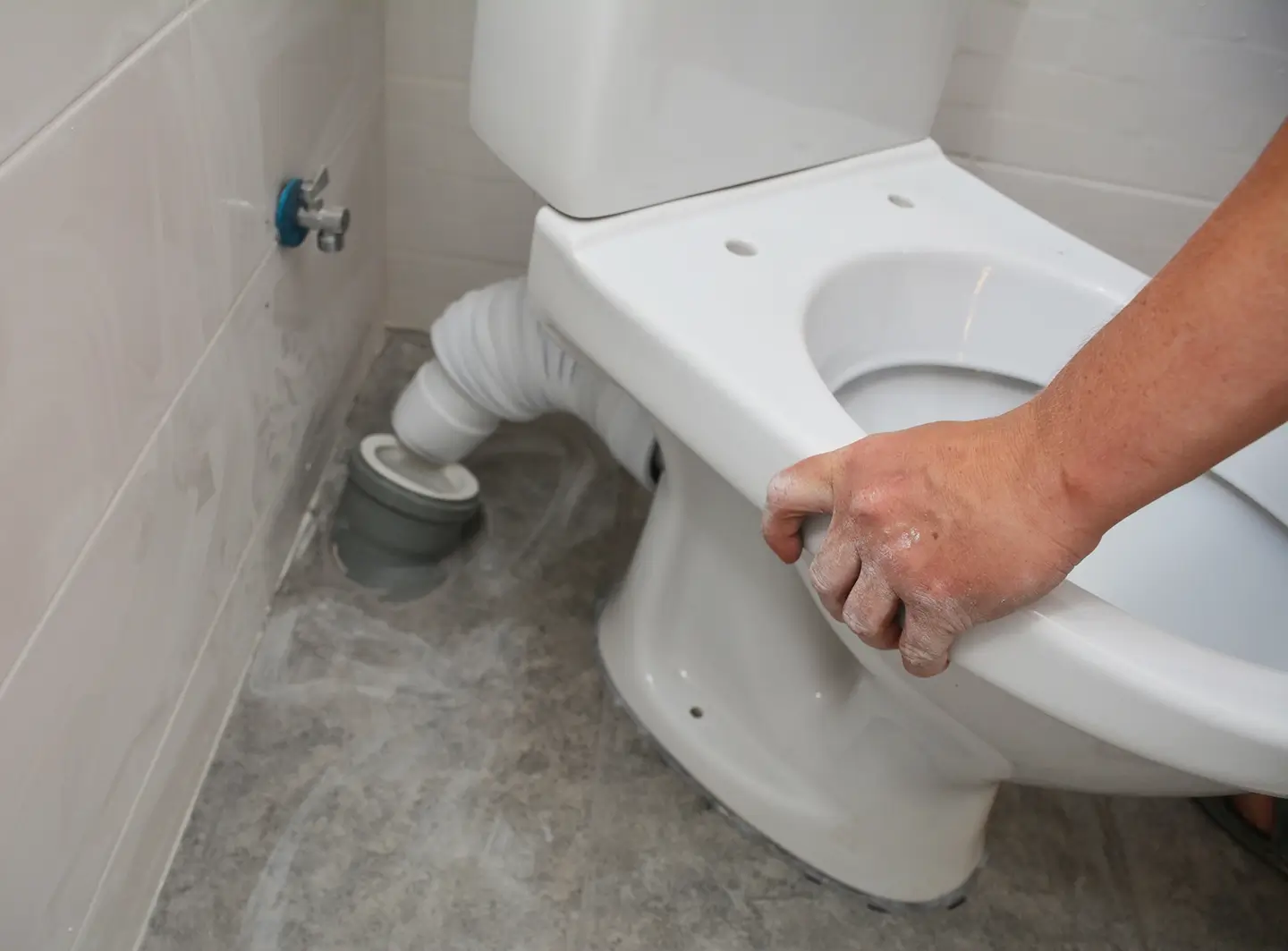 toilet installation Calgary